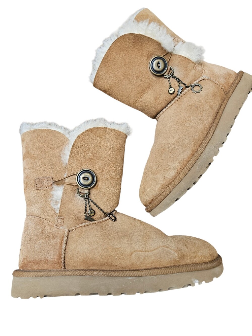 UGG AZALEA CHARM CHESTNUT SHEEPSKIN SUEDE CLASSIC SHORT WOMEN'S BOOTS SIZE US 9